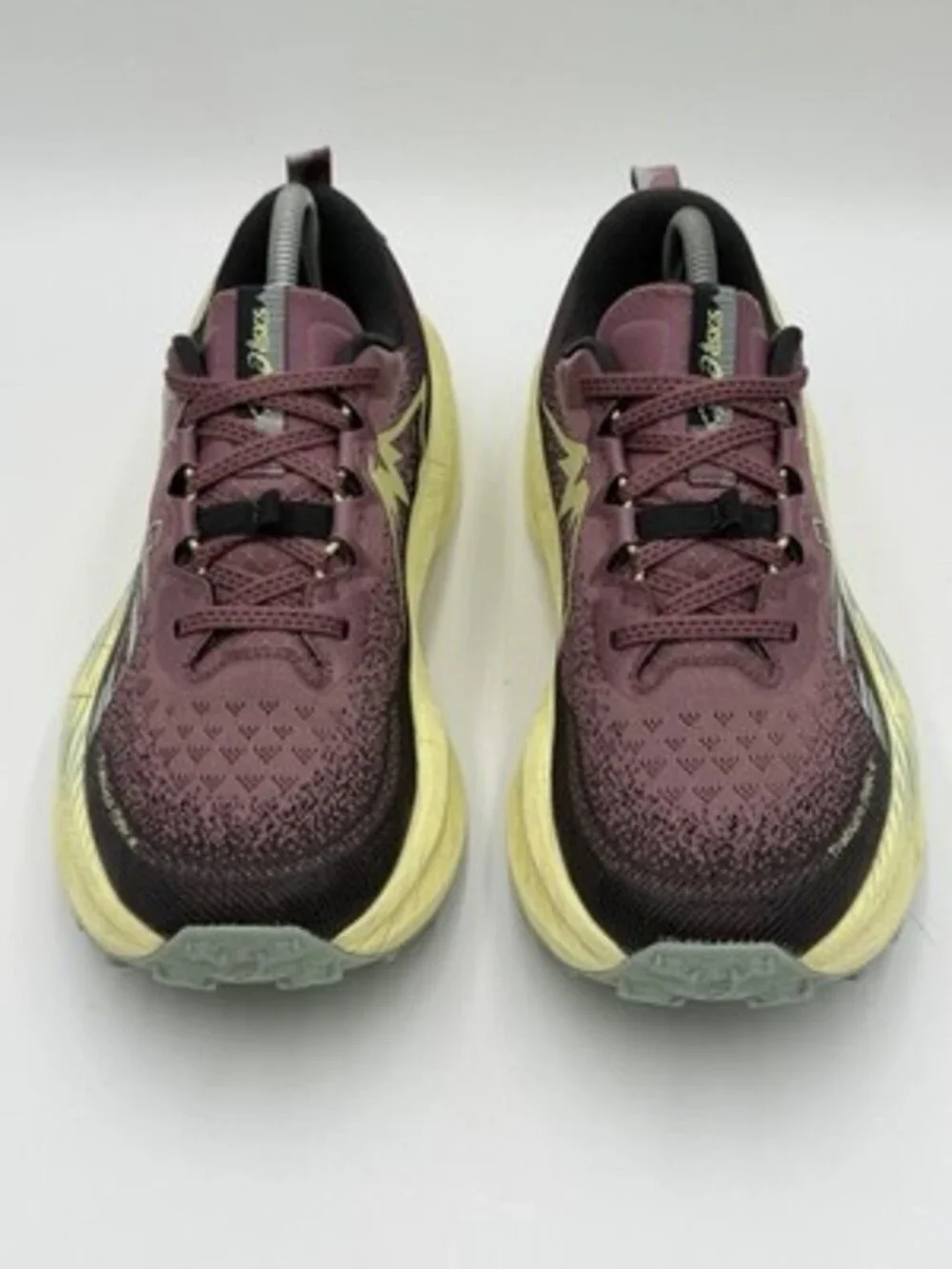 Asics Trabuco Max 4 Woman’s  Size 10.5 Wheat  Purple Planet